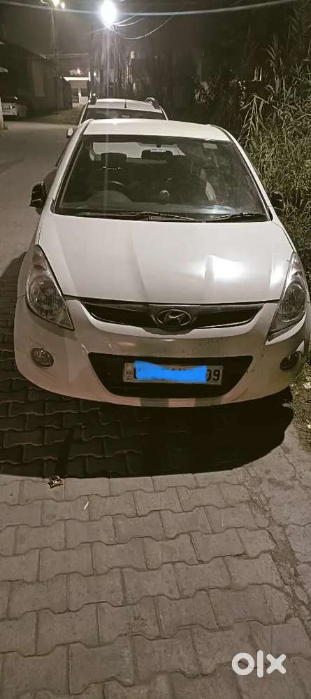 Hyundai I20 2011 Cng & Hybrids 85000 Km Driven