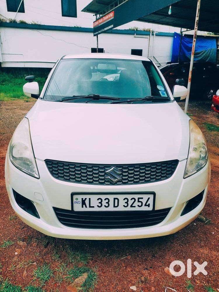 Maruti Suzuki Swift Lxi Option, 2012, Petrol