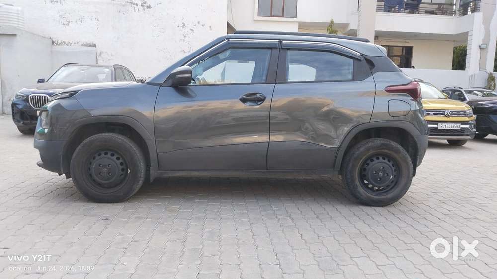 Tata Punch Pure, 2022, Petrol