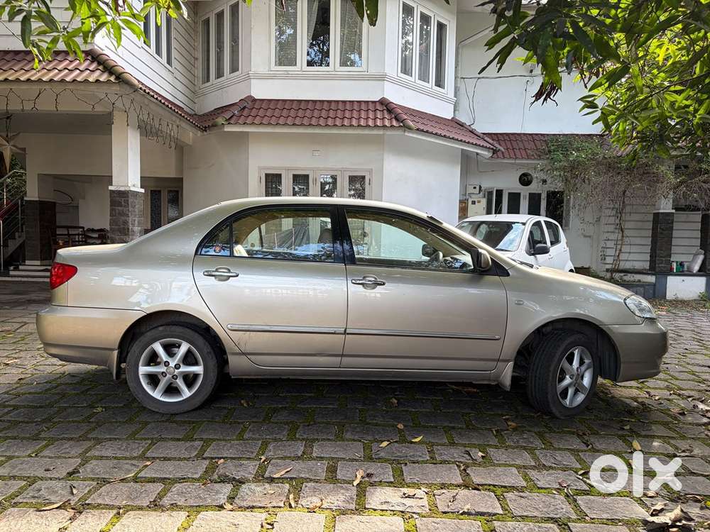 Toyota Corolla 2005 Petrol Variant