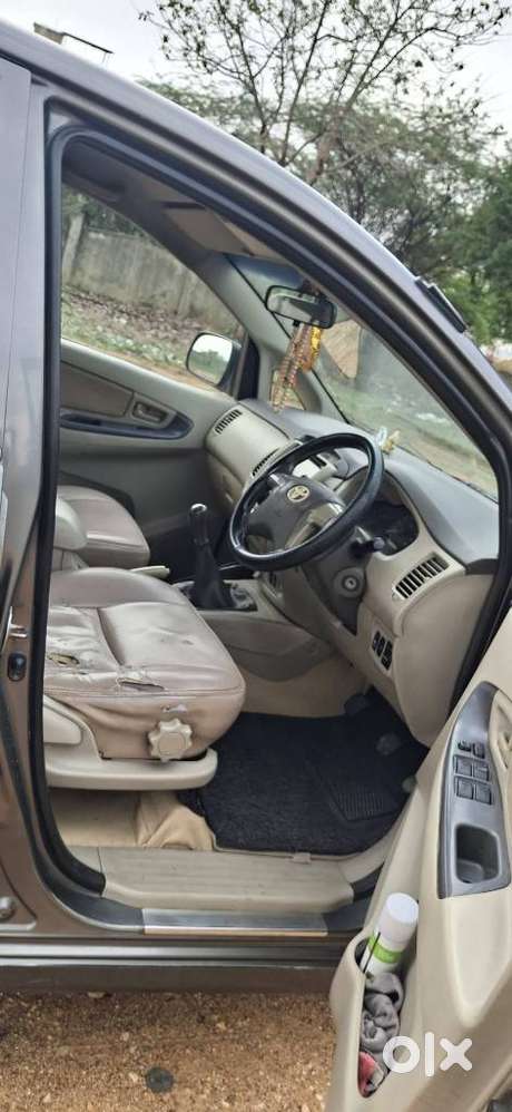 Toyota Innova 2.5 G (diesel) 7 Seater, 2013, Diesel