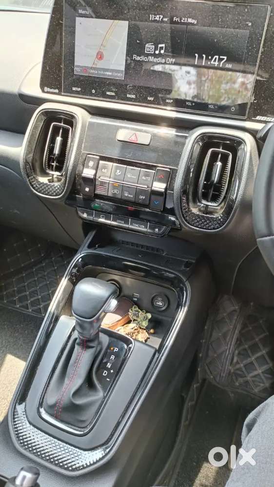 Kia Sonet August 2022 Diesel Top-end Model Gt Line Auto Transmission