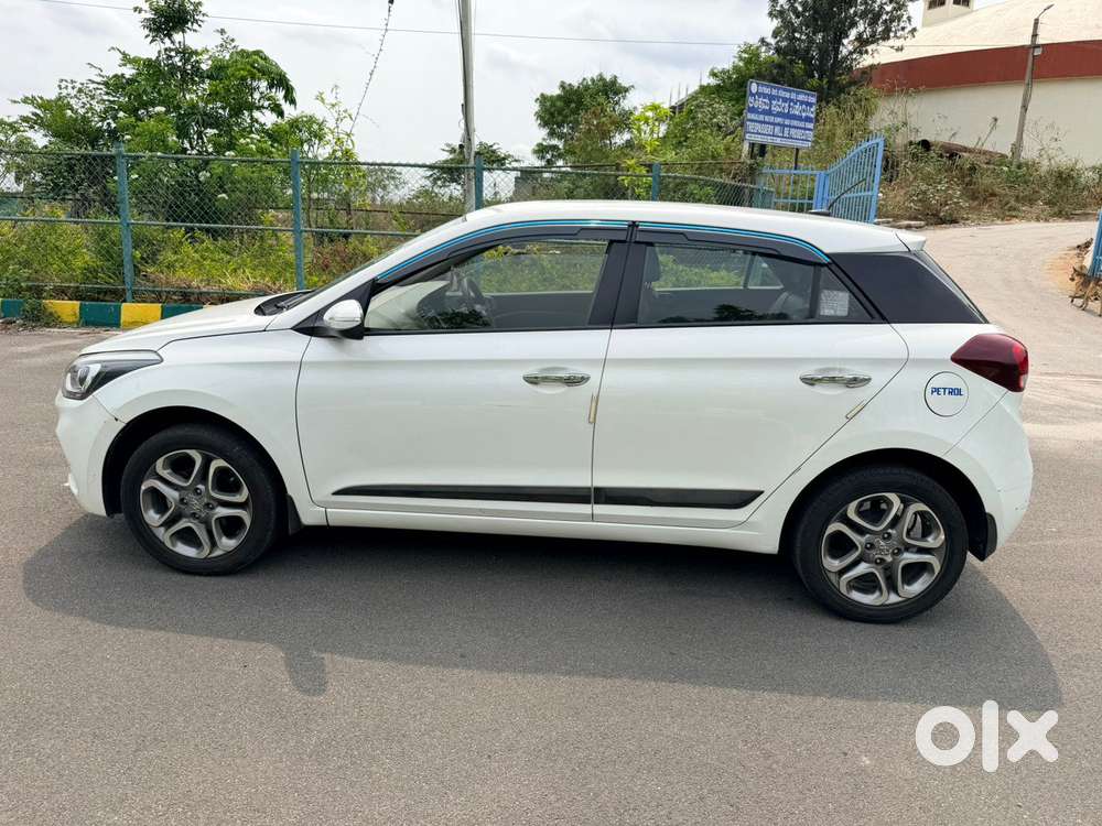 Hyundai I20 Asta (o) 1.2 Mt, 2018, Petrol