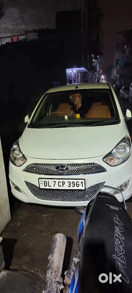 I10 Magna White Color First Owner Last 120000
