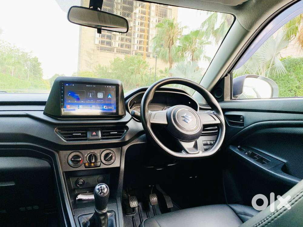 Maruti Suzuki Brezza 1.5 Lxi Smart Hybrid, 2025, Petrol