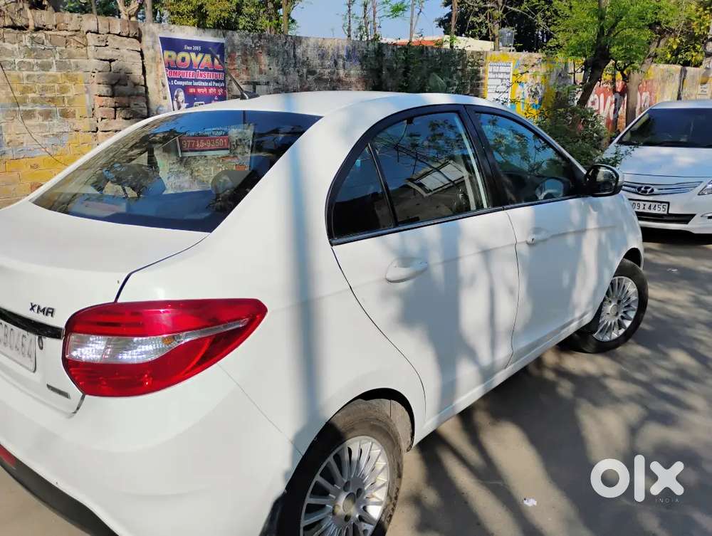 Tata Zest 2015 Diesel 130000 Km Driven Fixed Price