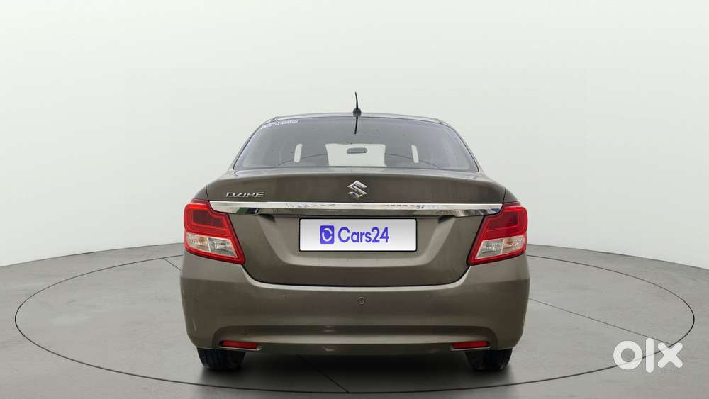 Maruti Suzuki Swift Dzire Amt Zxi, 2020, Petrol