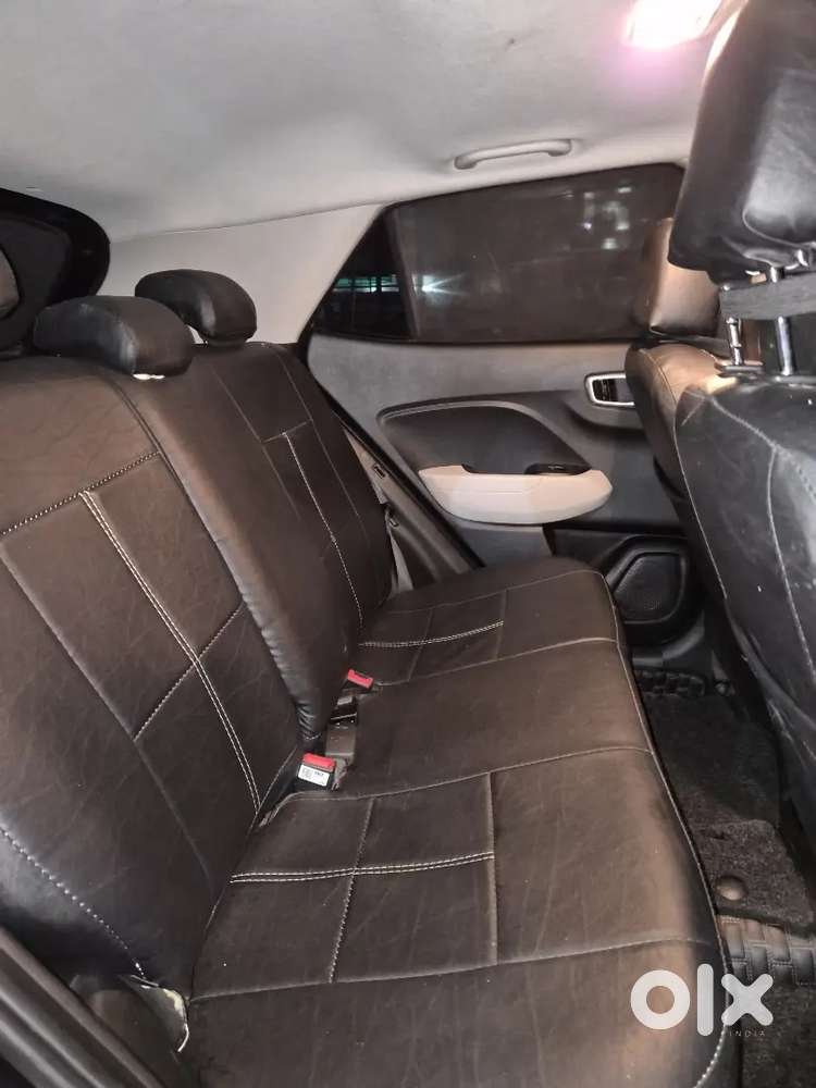 Hyundai Venue 1.2 Plus 2024 Petrol Manual