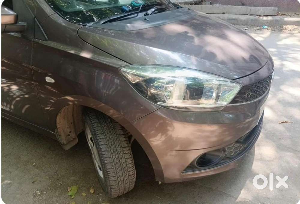 Tata Tiago Xt Rhythm 2018 (21k Kms Driven,brown) Is Pristine Condition