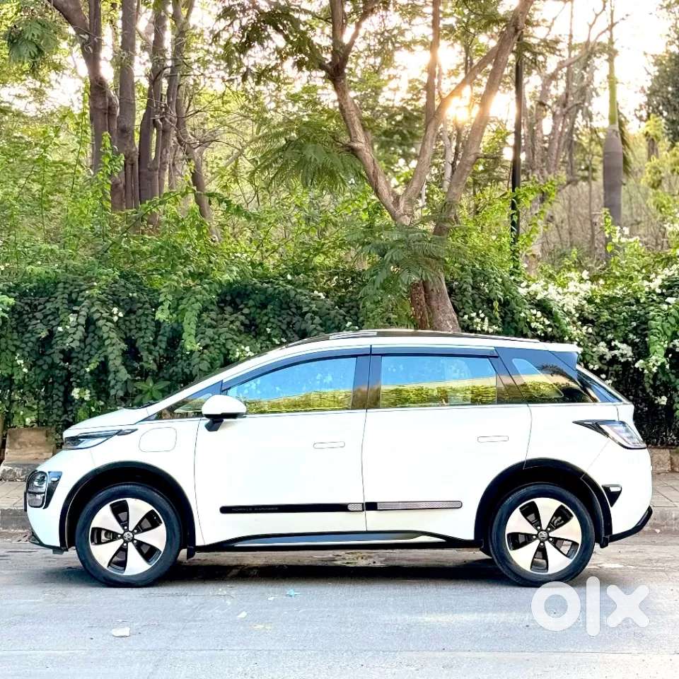 Mg Windsor Ev Essence, 2025, Electric