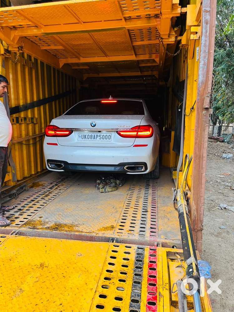 Toyota Fortuner Transport Service
