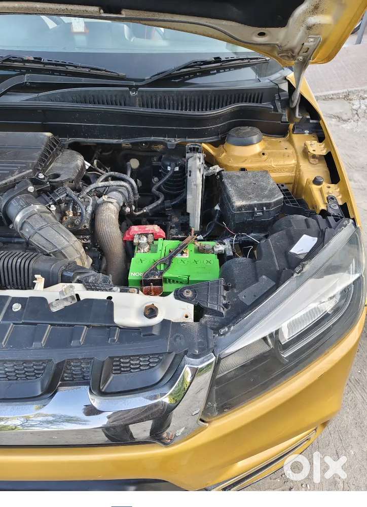 Brezza Zdi Plus Dule Tone Top Model 2017 Diesel