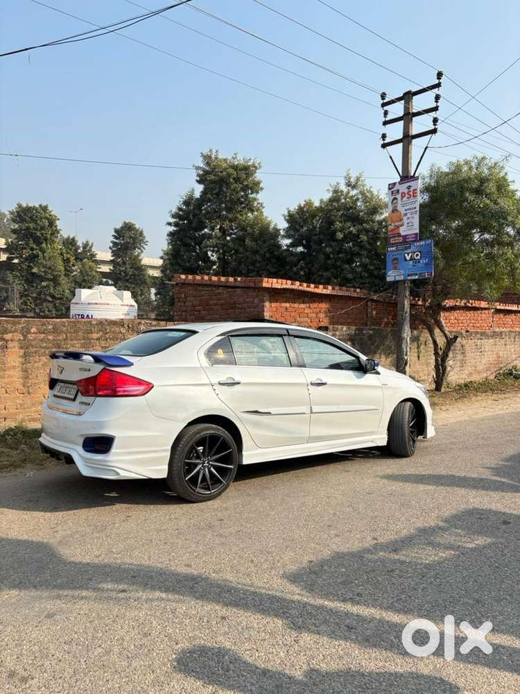 Maruti Suzuki Ciaz 2017 Diesel Well Maintained