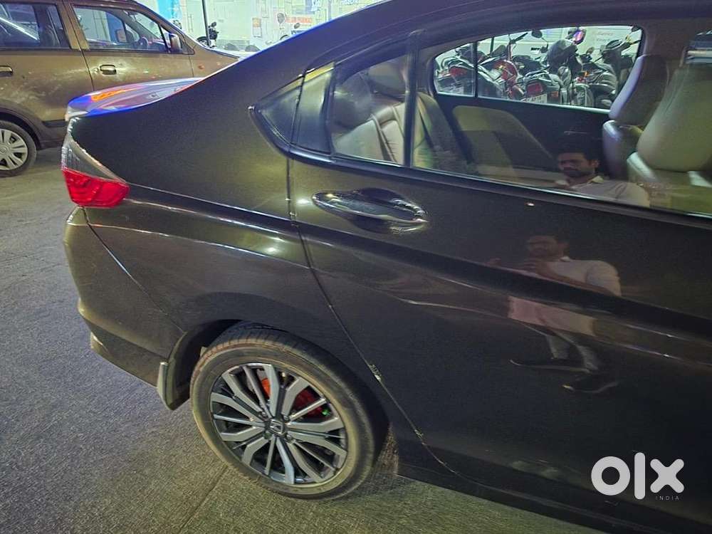 Honda City Zx 2017 Petrol Mint Condition