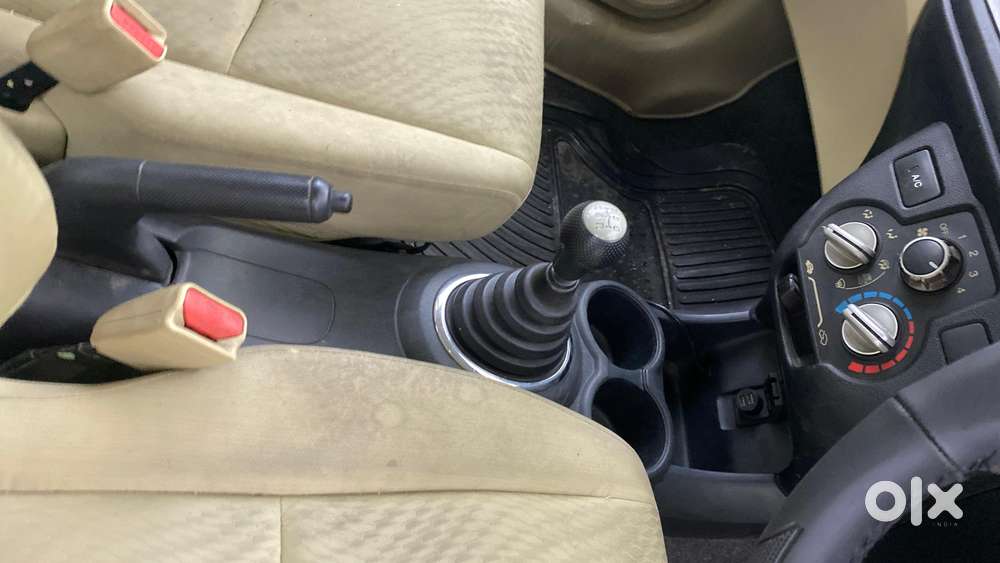 Honda Amaze 2013-2016 S I-vtech, 2015, Petrol