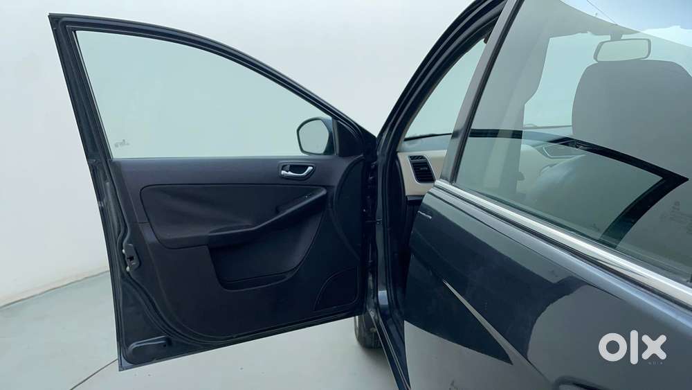 Tata Zest Revotron 1.2 Xt, 2015, Petrol