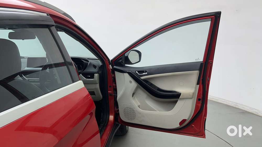 Tata Nexon 1.2 Revotron Xz Plus (s), 2021, Petrol