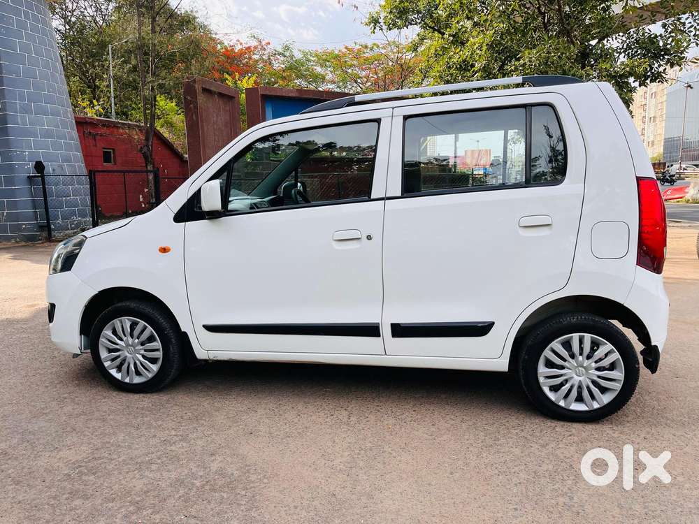 Maruti Suzuki Wagon R 1.0 Vxi Amt, 2016, Petrol