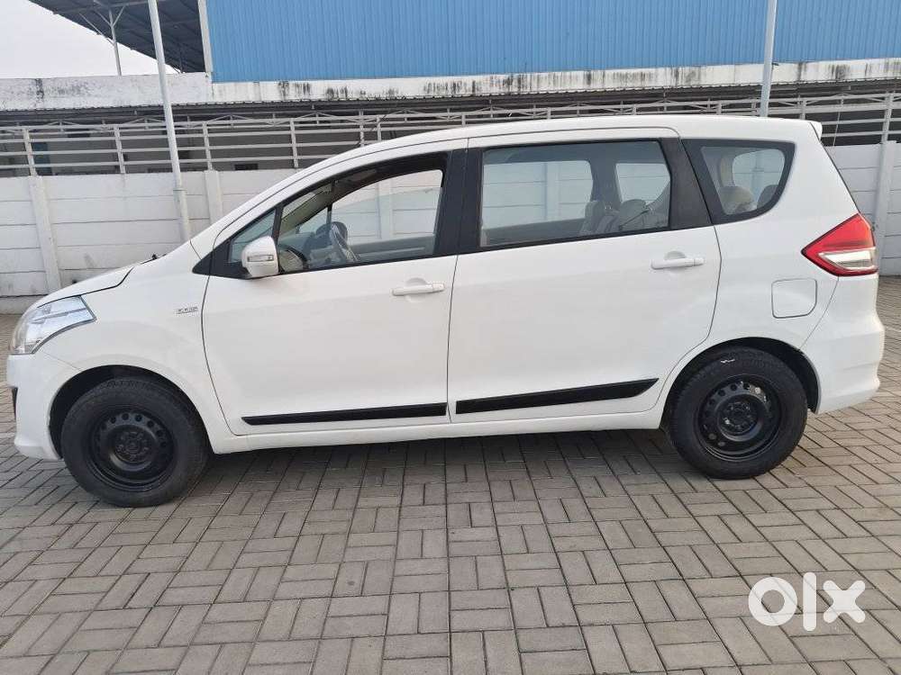 Maruti Suzuki Ertiga 2012-2015 Vdi, 2012, Diesel