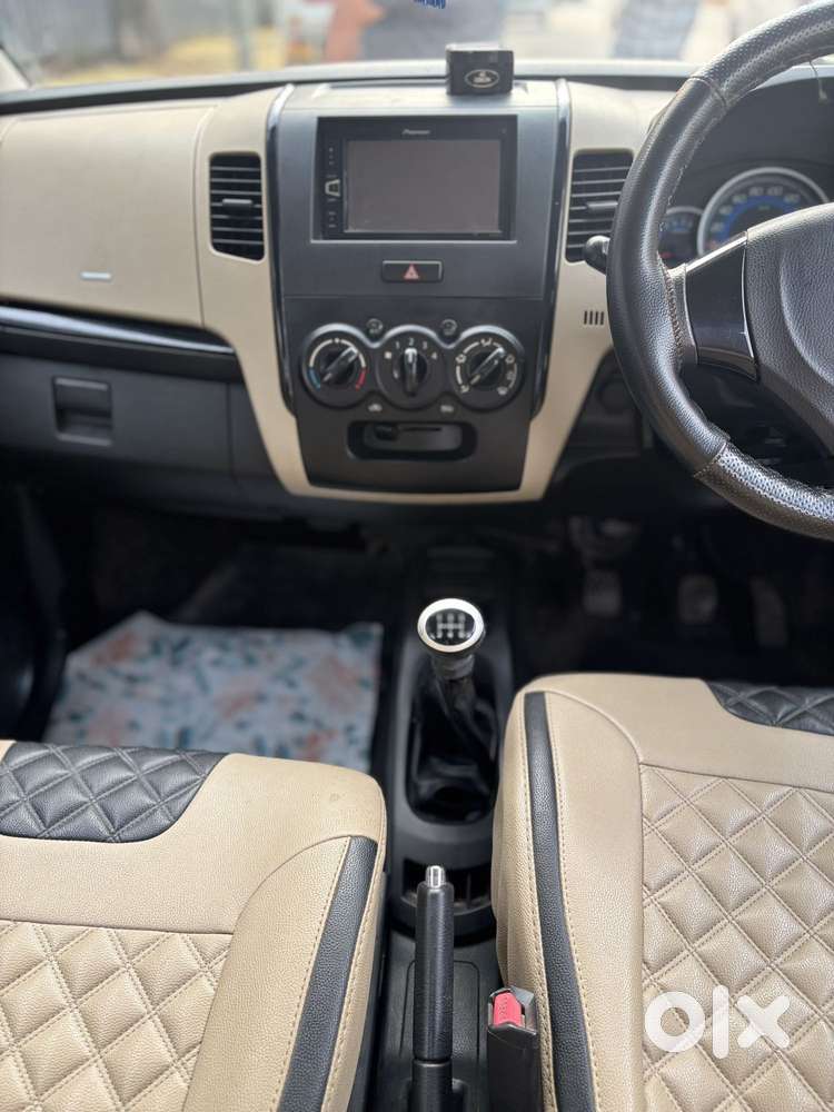 Maruti Suzuki Wagon R Stingray 1.0 Vxi Plus, 2017, Petrol