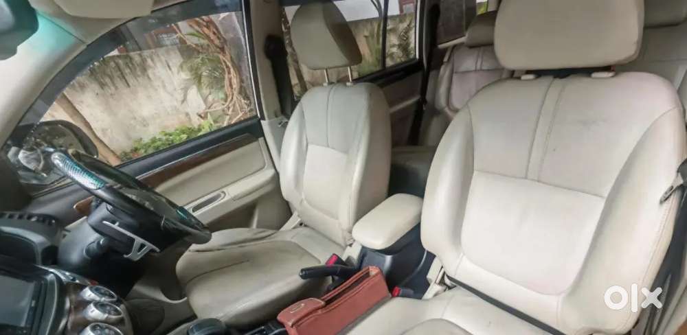 Mitsubishi Pajero Sport 2015