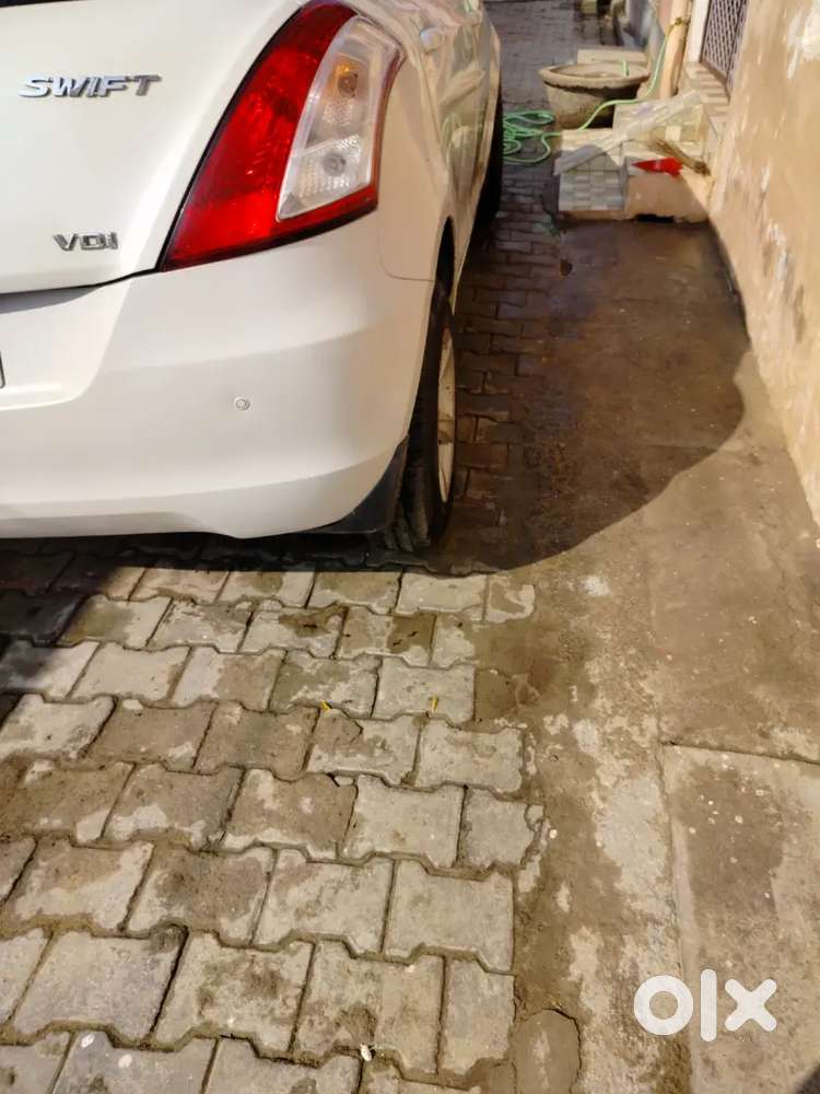 Maruti Suzuki Swift 2015