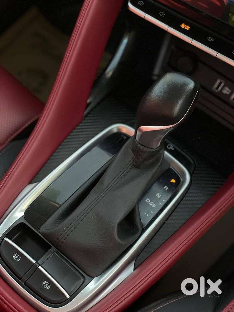 Mg Astor 1.3 Savvy Turbo At S Red, 2024, Petrol