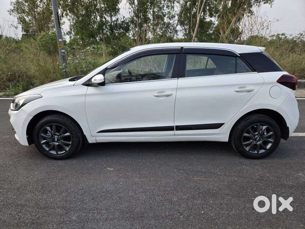 Hyundai Elite I20 Sportz (o) 1.2, 2020, Petrol