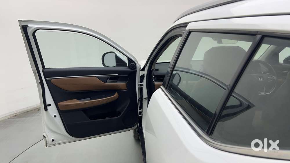 Honda Elevate Zx Cvt, 2023, Petrol