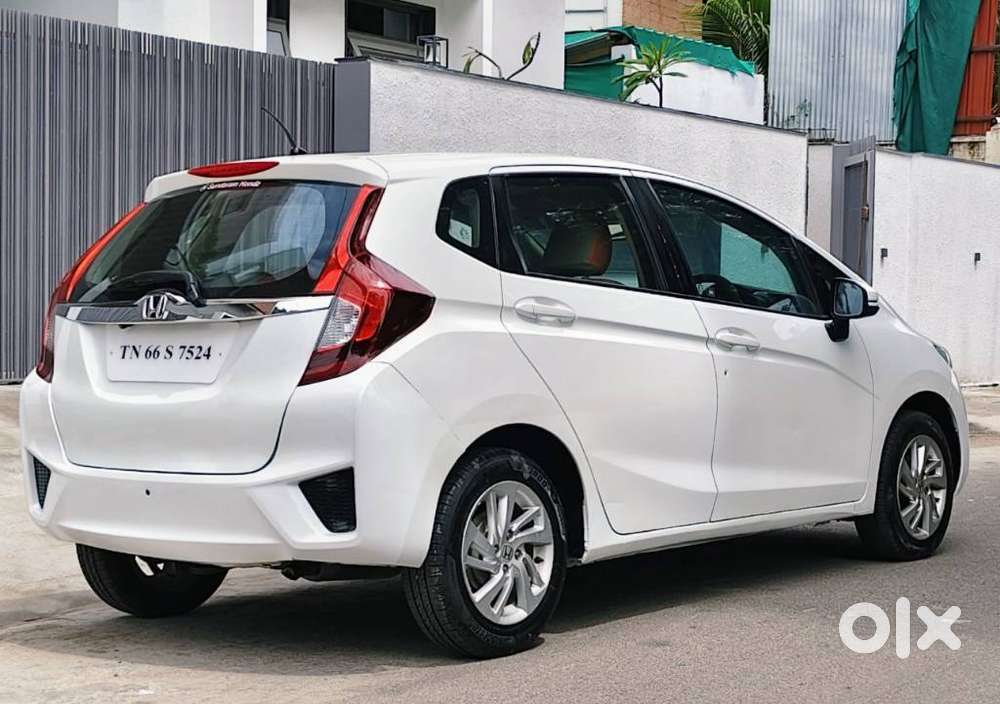 Honda Jazz V Automatic, 2016, Petrol