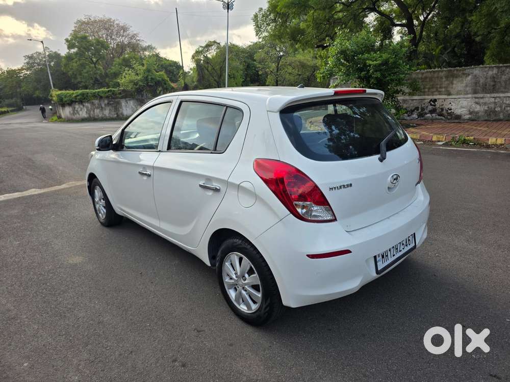 Hyundai I20 Asta 1.4 Crdi With Avn 6 Speed, 2012, Diesel