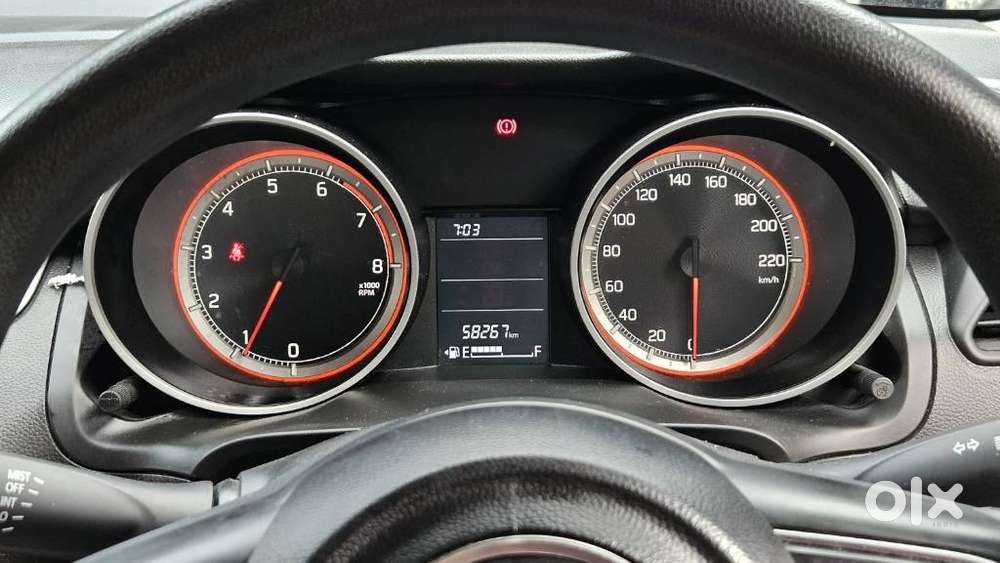Maruti Suzuki Swift Vxi, 2021, Petrol