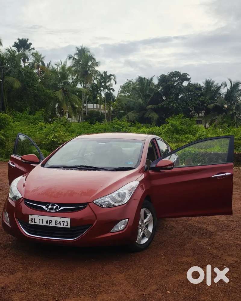 Hyundai Elantra 2013 Petrol Well Maintained