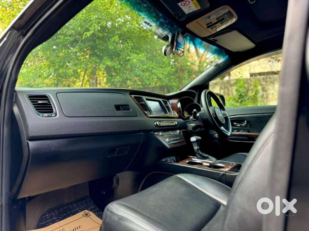 Kia Carnival Prestige, 2023, Diesel