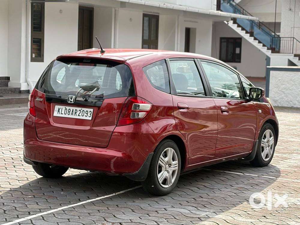Honda Jazz 1.2 V I Vtec Privilege, 2009, Cng & Hybrids