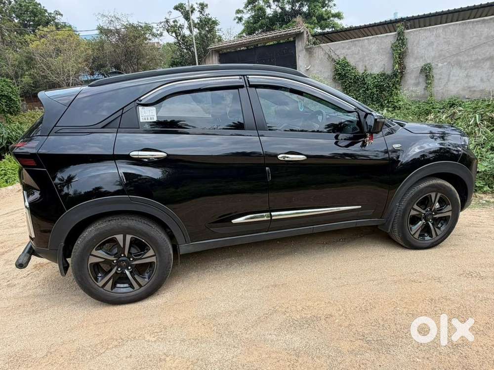 Tata Nexon Petrol Well Maintained