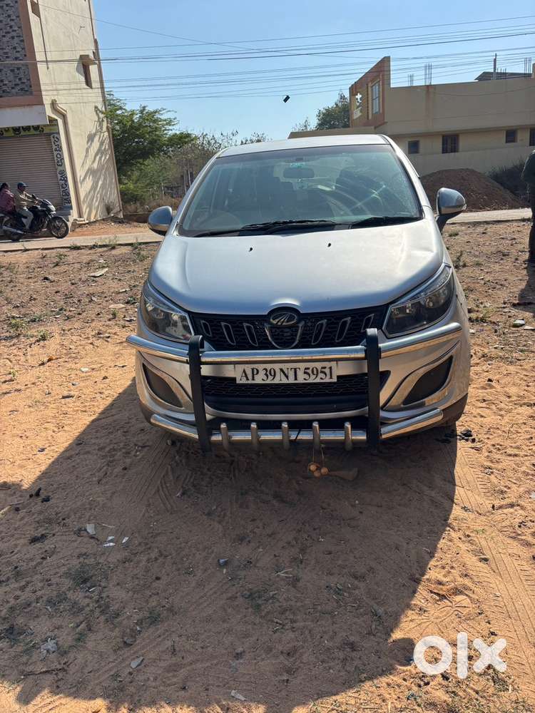 Mahindra Marazzo 2019 Diesel 180000 Km Driven