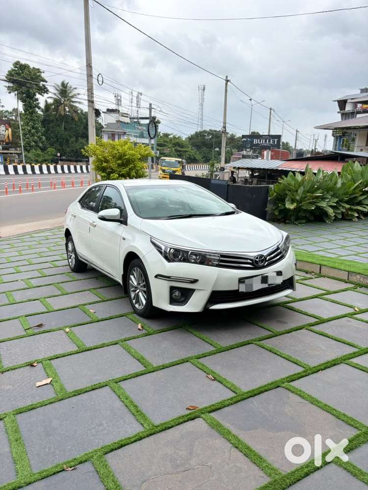 Toyota Corolla Altis 1.8 Vl, 2014, Petrol