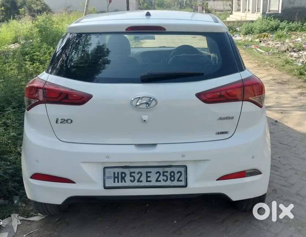 Hyundai Elite I20 2016 Diesel 100000 Km Driven