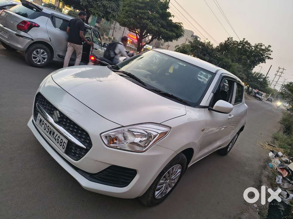 Maruti Suzuki Swift 1.2 Lxi (o), 2022, Petrol
