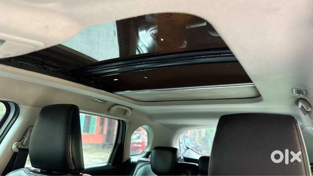 Maruti Suzuki Grand Vitara 1.5 Alpha Smart Hybrid Dual Tone, 2022, P..