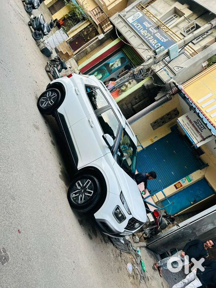 Hyundai Venue 2021 Diesel 62000 Km Driven