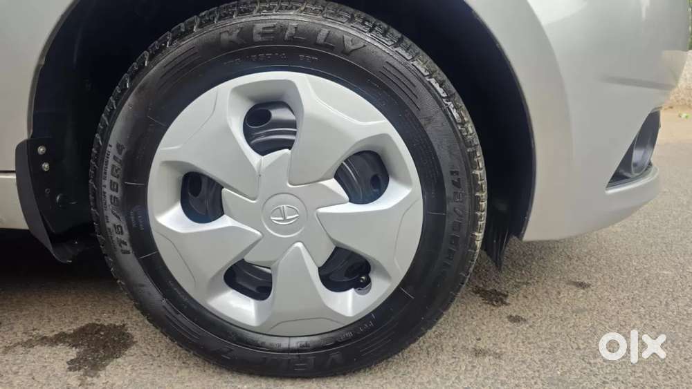 Tata Tiago 1.2 Revotron Xt Option, 2017, Petrol