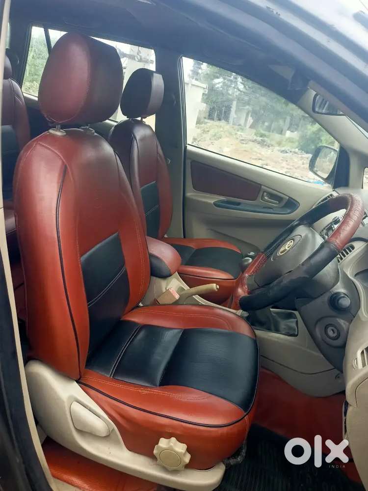 Toyota Innova 2011 Diesel 280000 Km