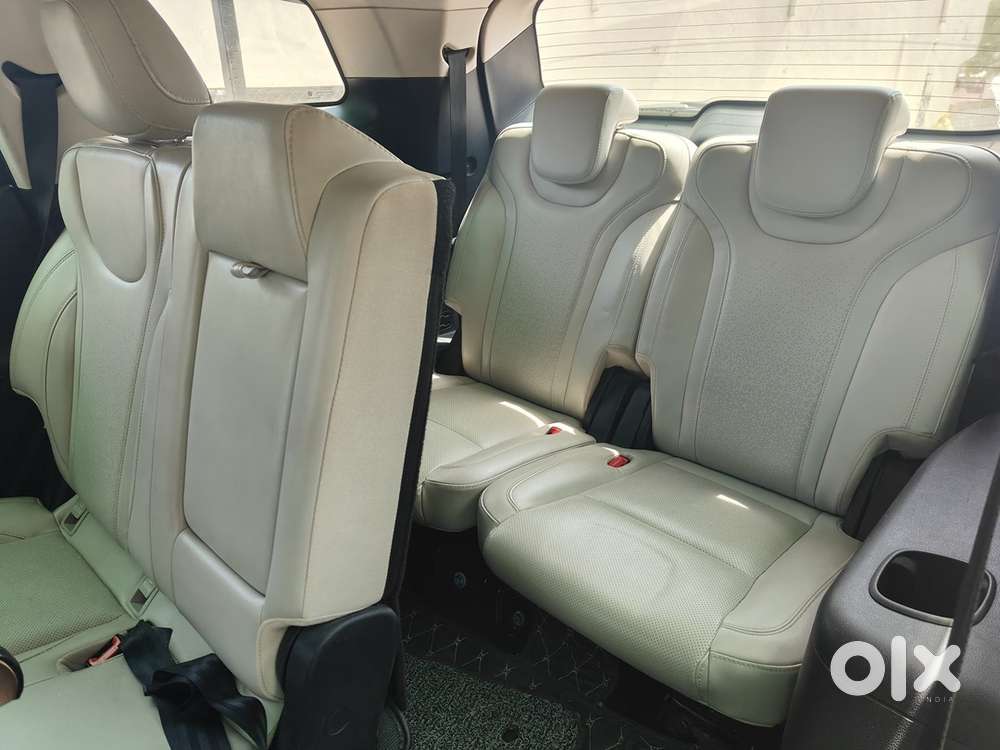 Mahindra Xuv700 2022 Km Driven 36000