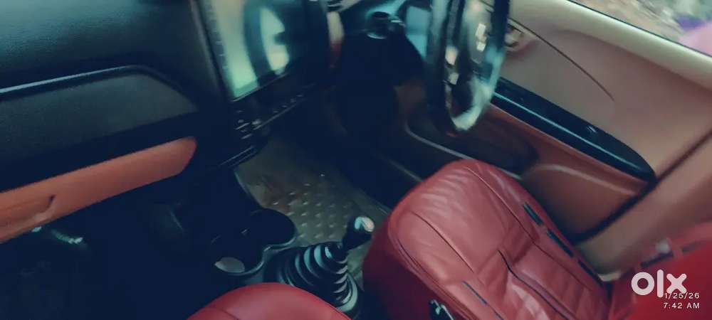 Well Maintained New Tyres Full Insurance