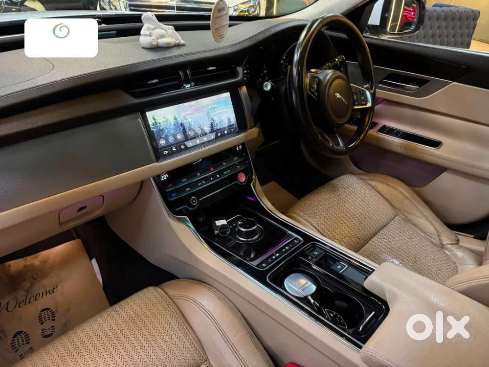 Jaguar Xf, 2019, Petrol