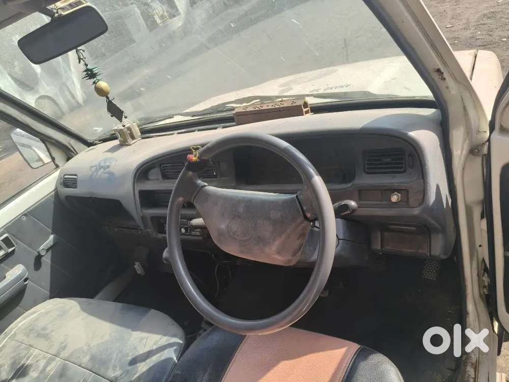 Toyota Qualis 2004 Diesel 100000 Km Driven