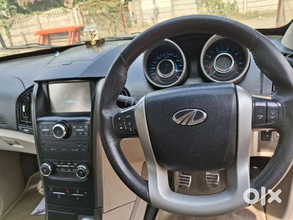 I Want To Sell My Mint Condition Xuv 500 W10 For Sell