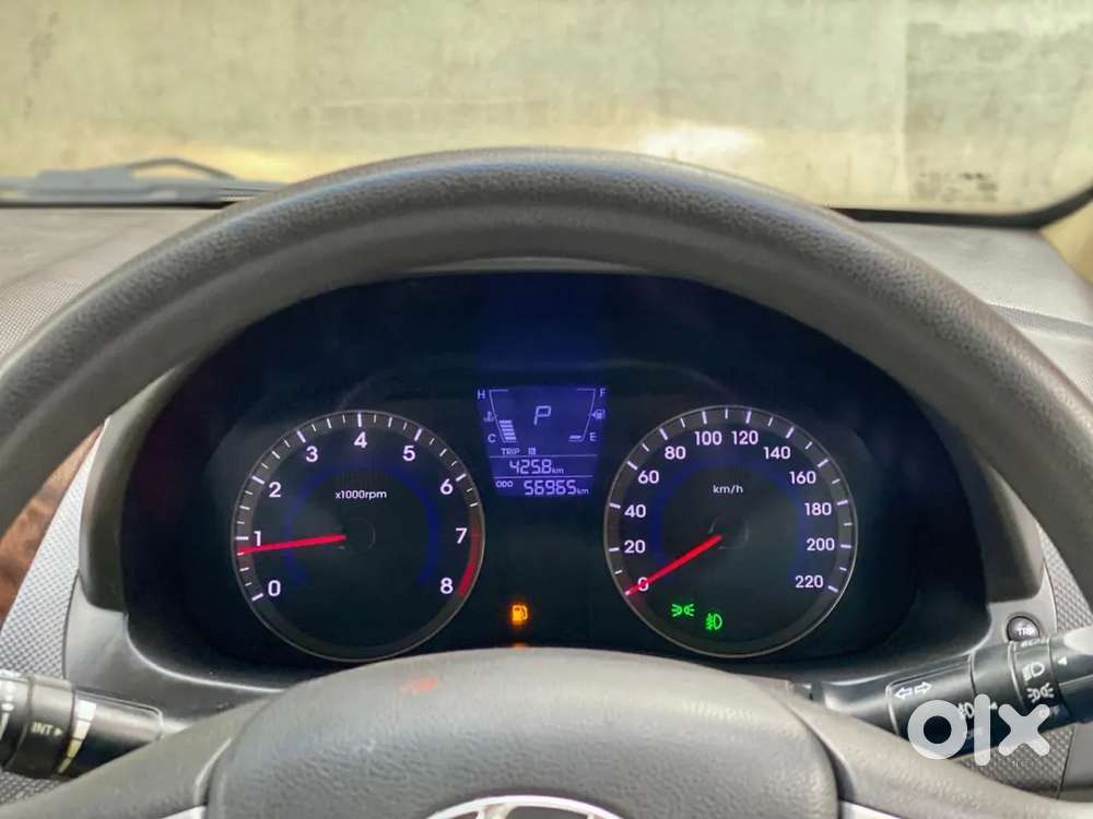 Hyundai Verna Fluidic 1.6 Vtvt Sx Automatic, 2014, Petrol